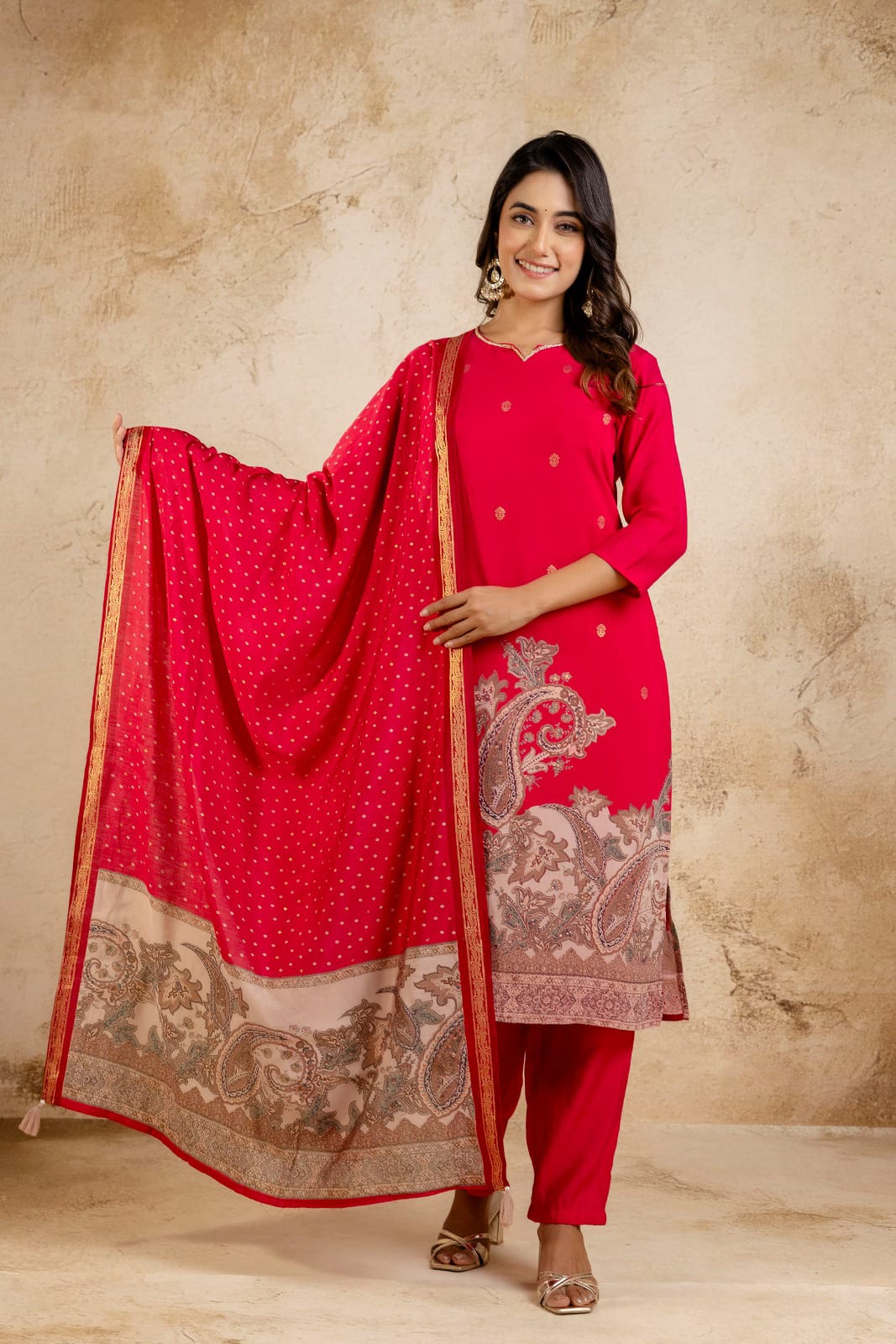 Premium Muslin dupatta set with mulmul lining