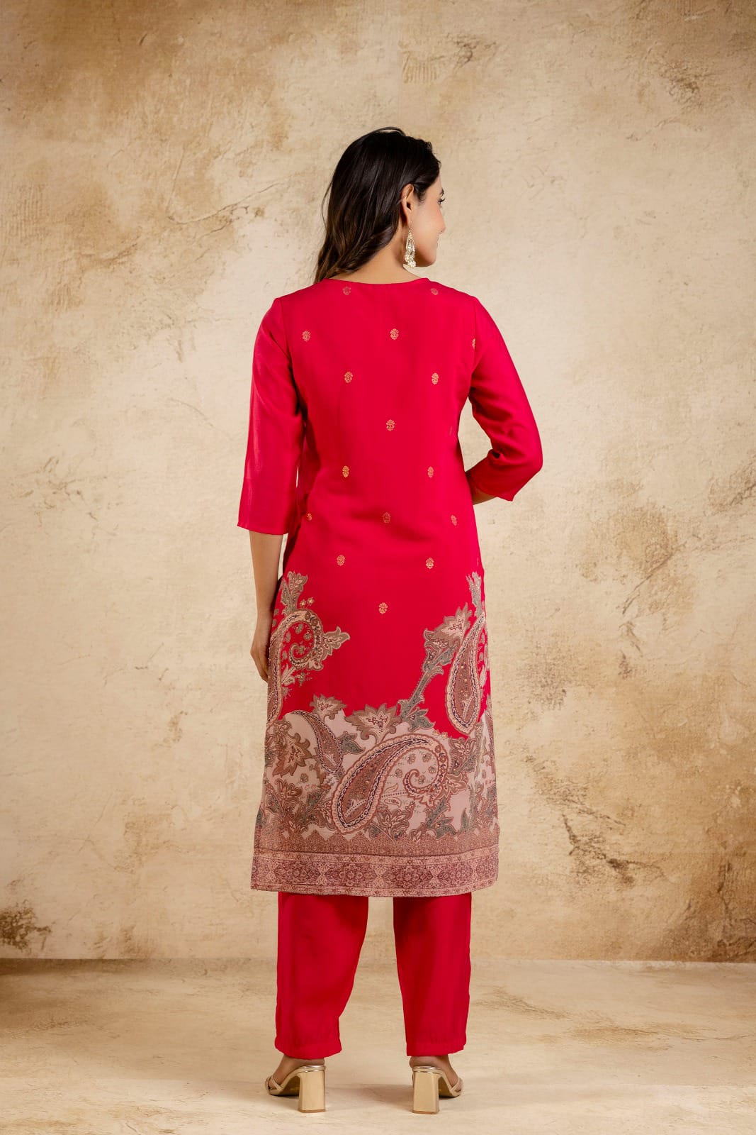 Premium Muslin dupatta set with mulmul lining