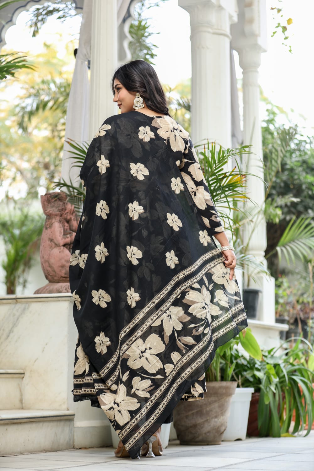 Anarkali Pant Duppata Detaling with Handwork