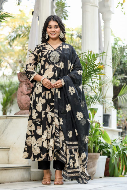 Anarkali Pant Duppata Detaling with Handwork